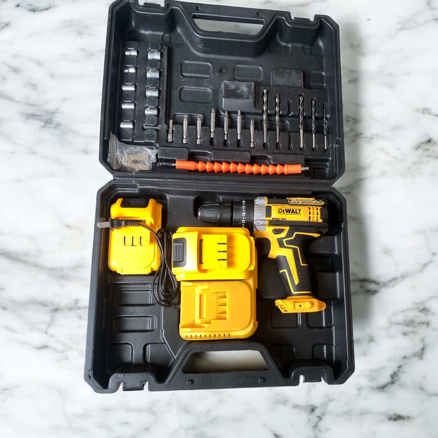 Taladro DEWALT Percutor 36V + Accesorios